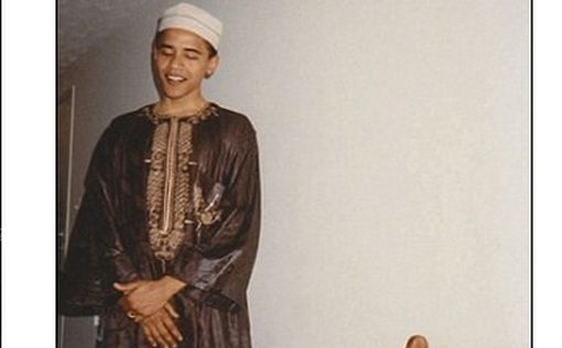 Обама в мусульманских одеждах
