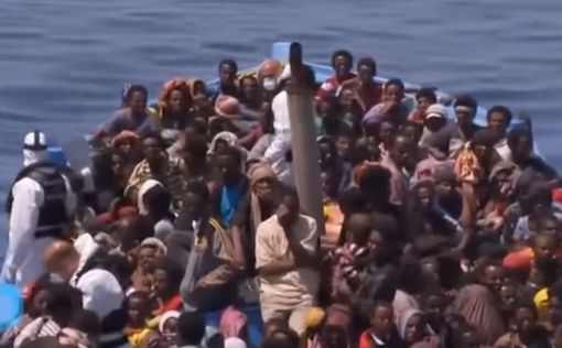 У берегов Греции затонуло судно с десятками мигрантов