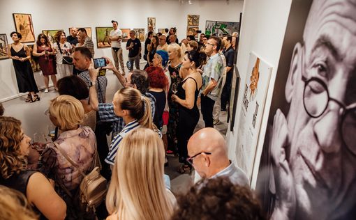 Персональные выставки Андрея Макаревича и Саши Галицкого открываются в Нетании
