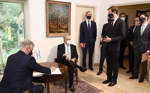 Кушнер и Беркович выдвинуты на Нобелевскую премию мира | Фото: AFP