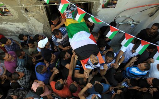 Двое палестинцев убиты в результате удара по Рафиаху