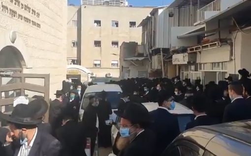 Иерусалим: тысячи скорбящих на похоронах раввина Хадаша