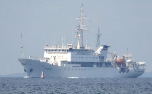 Российские корабли-шпионы собирают разведданные о новейшей израильской подлодке