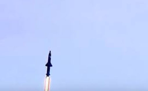 В Индии успешно испытали баллистическую ракету