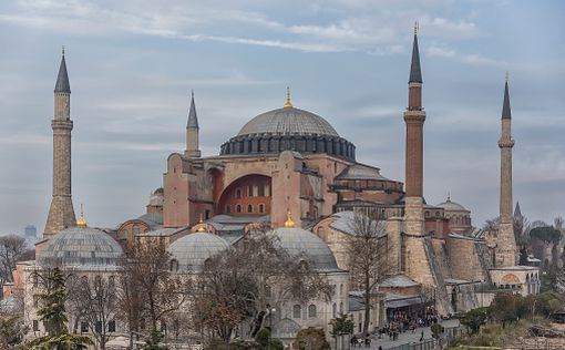 Стамбул. Мощный взрыв у собора св. Софии