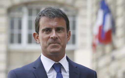 Франция: правительство подало в отставку