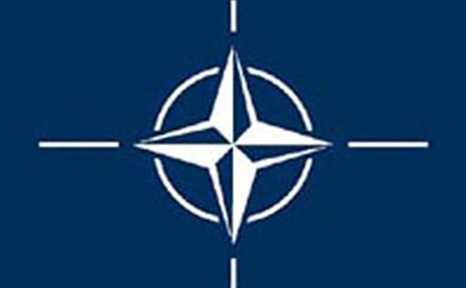 Михаил Подоляк - НАТО: “Хватит уже подбадривающих провокаций”