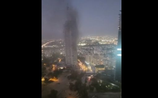 В Тель-Авиве полыхает 44-этажное здание