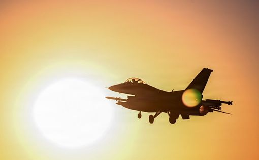 CENTCOM нанес удары по Ирану, КСИР атаковал базу США в Бахрейне