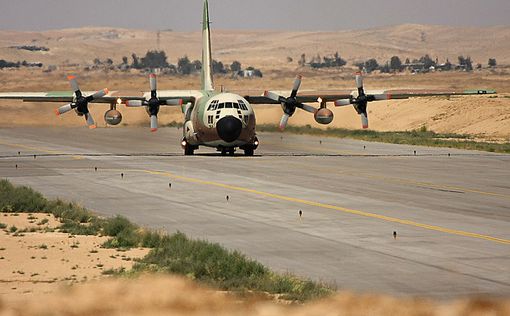 Три военно-транспортных самолета США приземлились на базе Неватим