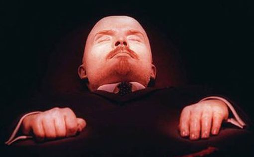 Пришло время погребения тела Ленина