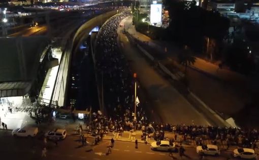 Блокада шоссе Аялон: студенты встали на головы