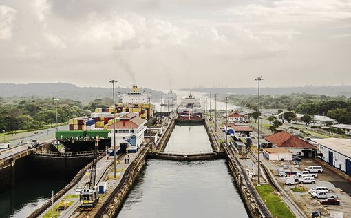 Огромная пробка в Панамском канале: застряли более 200 судов