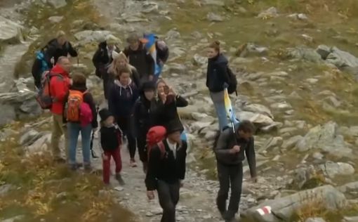 Швейцарцы провели похоронную церемонию для ледника