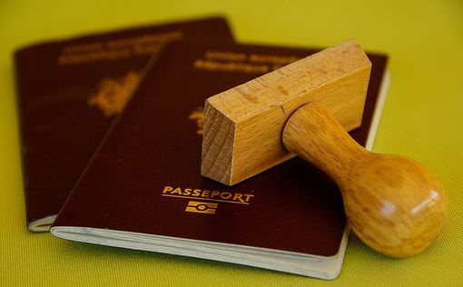 ЕС хочет ввести электронные визы для граждан третьих стран