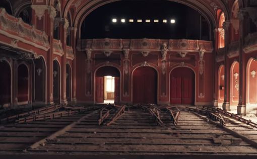 В Венгрии могут усилить контроль над театрами