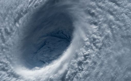 В Мексике разбушевался ураган Лорена