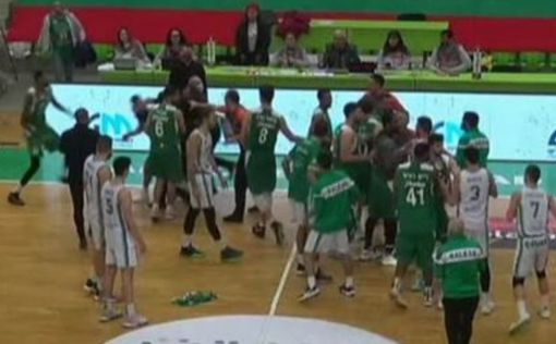 Баскетбол: болельщики-болгары кричали “Освенцим”