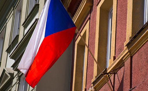Чехи отказываются от прошлых соглашений, чтобы заставить Россию платить за землю