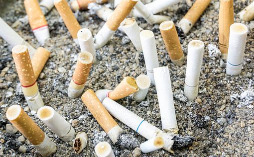 Курильщики в Италии будут платить штрафы по 500 евро