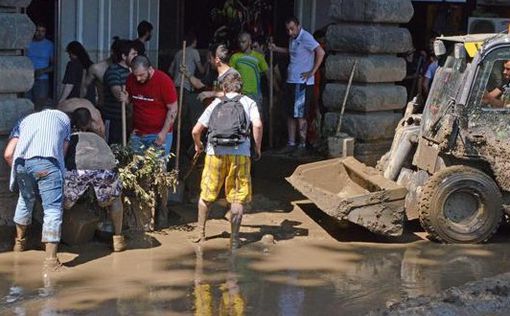Последствия наводнения в Тбилиси будет устранять армия