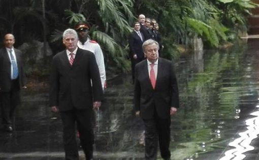 Генсек ООН встретился с новым кубинским лидером