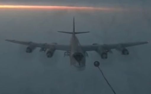 Минобороны публикует видео ракетоносцев Ту-160 и Ту-95