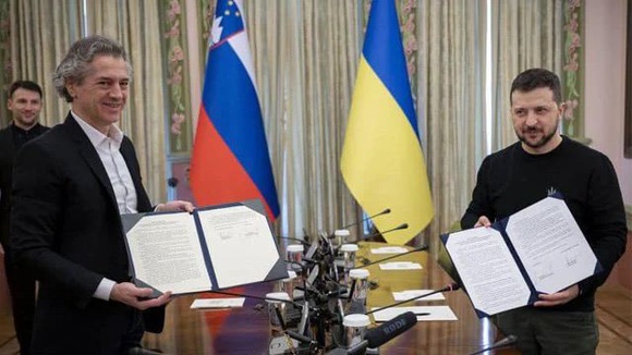 Словения выступила за вступление Украины в НАТО – подписана декларация