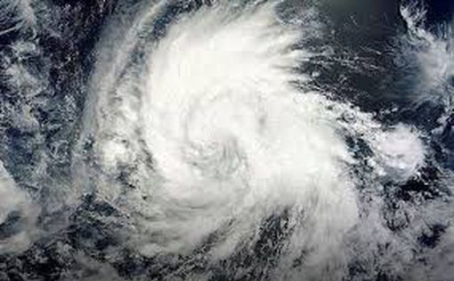 Ураган Дебби обрушился на побережье Флориды