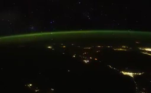 Астронавт запечатлел на камеру "защитное поле" Земли