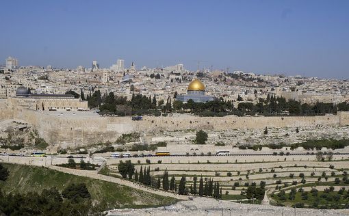 “Мы будем умножаться”: Депутаты обещают достроить новый квартал в Иерусалиме