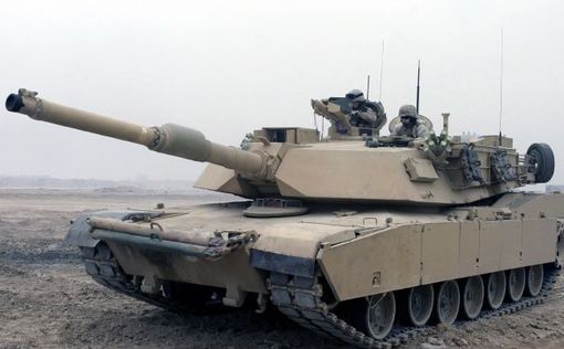 Греческие коммунисты остановили американские танки "Абрамс" на пути в Болгарию