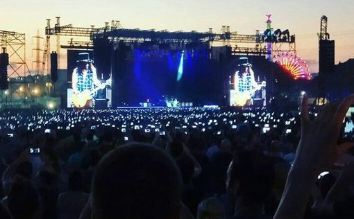 На концерте Guns N’Roses в Яркон чуть не погибла девушка
