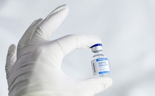 Pfizer, Moderna и Novavax создадут вакцины для нового штамма коронавируса