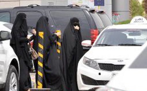 Смертельное вождение вопреки запрету в Саудовской Аравии