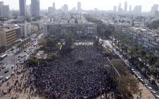 20 тысяч африканцев на площади Рабин