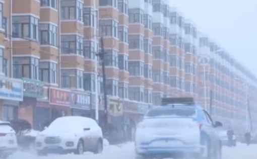 Китай завалило снегом - видео