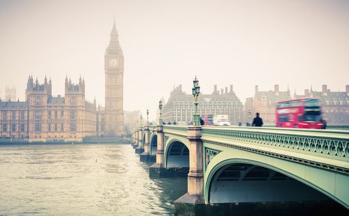 Власти Лондона объявили тревогу из-за загрязнения воздуха