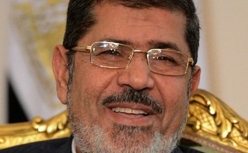 Суд над Мурси перенесли на февраль из-за непогоды