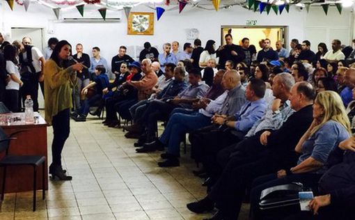 Мири Регев провела встречу с жителями Сдерота и Тель-Авива