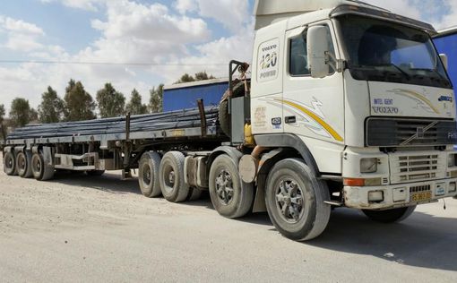 В Газу едут грузовики со стройматериалами и продуктами