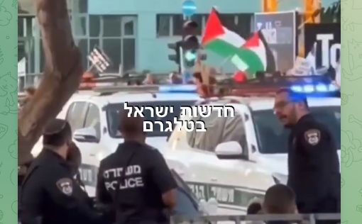 20 минут после теракта: протестующие против реформы с флагами ФАТХа в Тель-Авиве