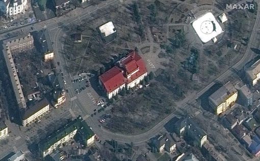 Удар по Драмтеатру в Мариуполе: бомбоубежище выдержало