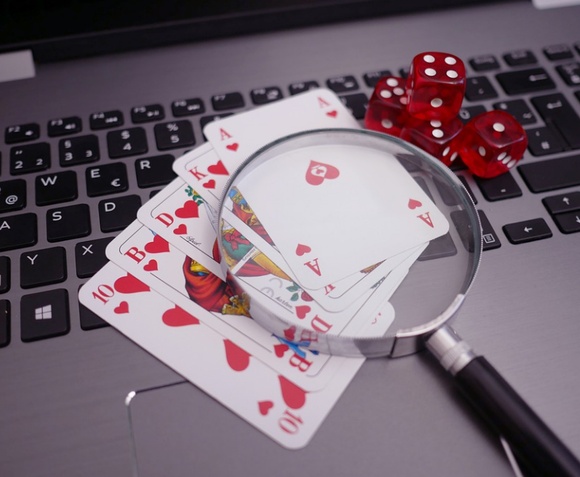Играть в интернет казино безопасно игровые аппараты миллион