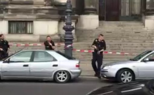 Полицейский открыл стрельбу в берлинском соборе