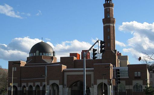 В американскую мечеть кинули муляж гранаты