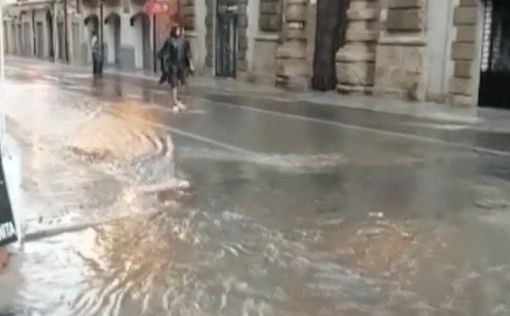 В Италии во время сильных ливней обрушился мост