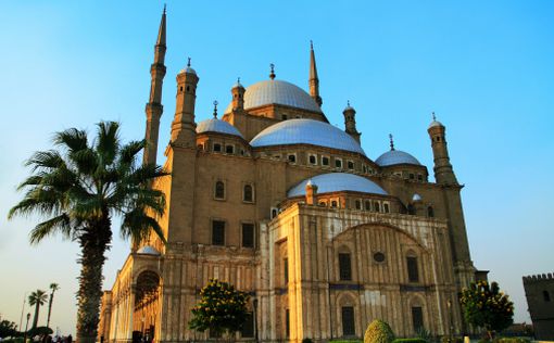 Власти Египта перенесут столицу в новый город