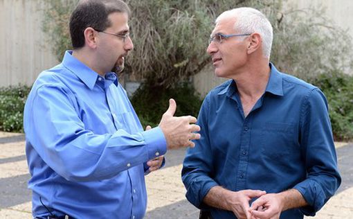 Члена Кнессета Хаима Елина закидали камнями у Бейт Хорон