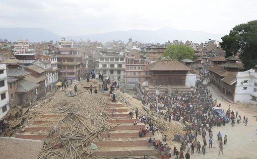 Из монастыря в Непале эвакуированы еще восемь человек